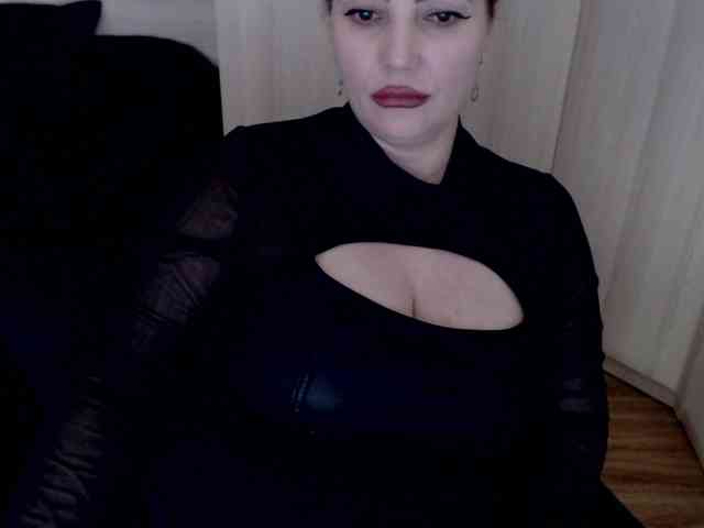 Mistress-Demi webcam