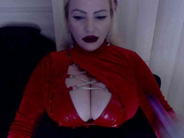 Mistress-Demi webcam