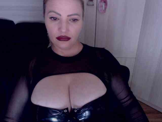 Mistress-Demi