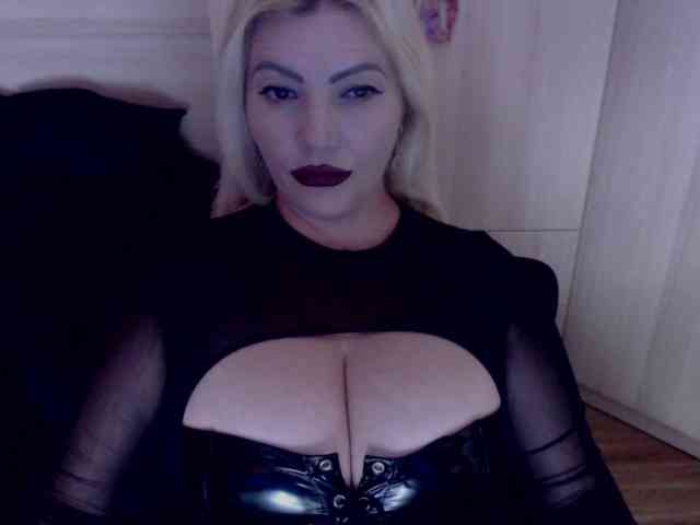 Mistress-Demi