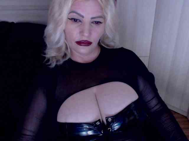Mistress-Demi