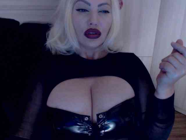 Mistress-Demi