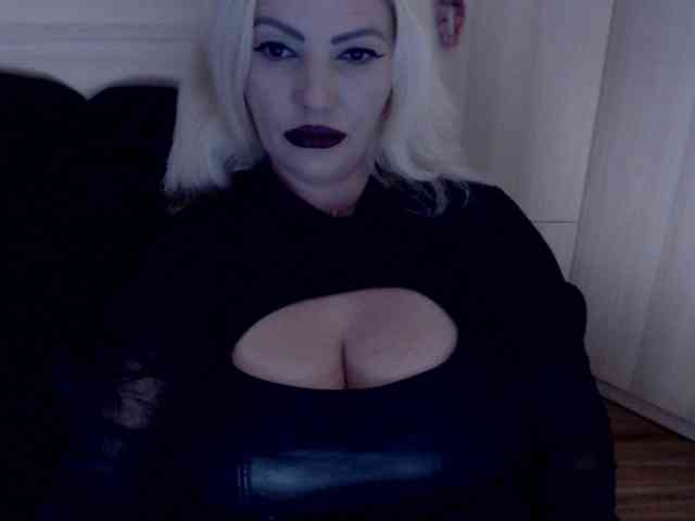 Mistress-Demi
