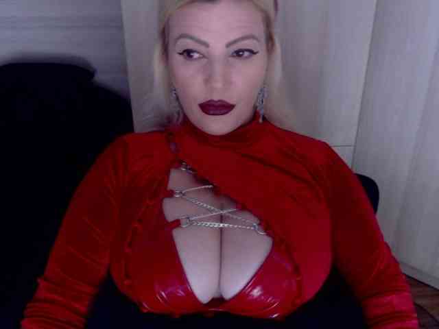Mistress-Demi webcam
