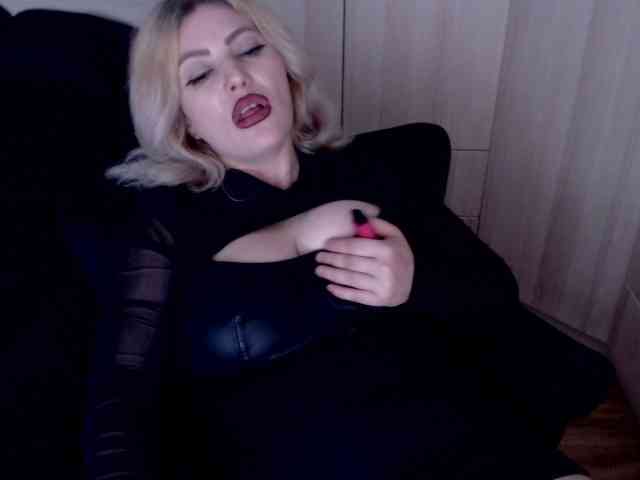 Mistress-Demi