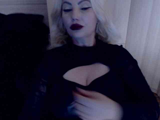 Mistress-Demi