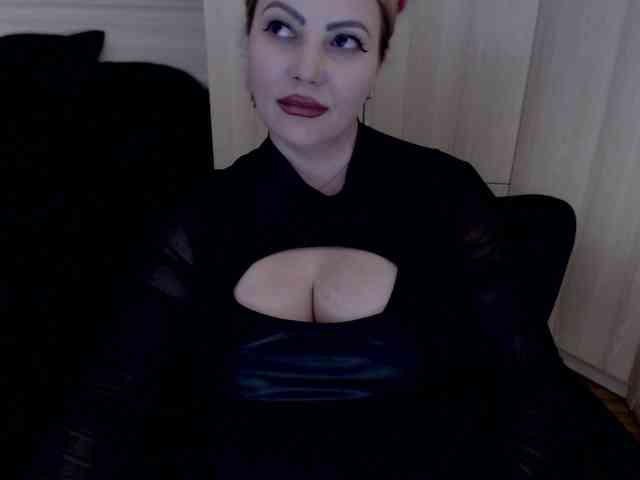 Mistress-Demi