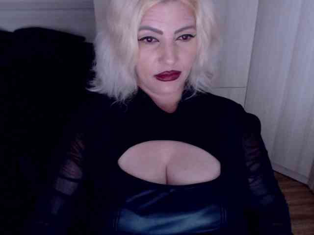 Mistress-Demi