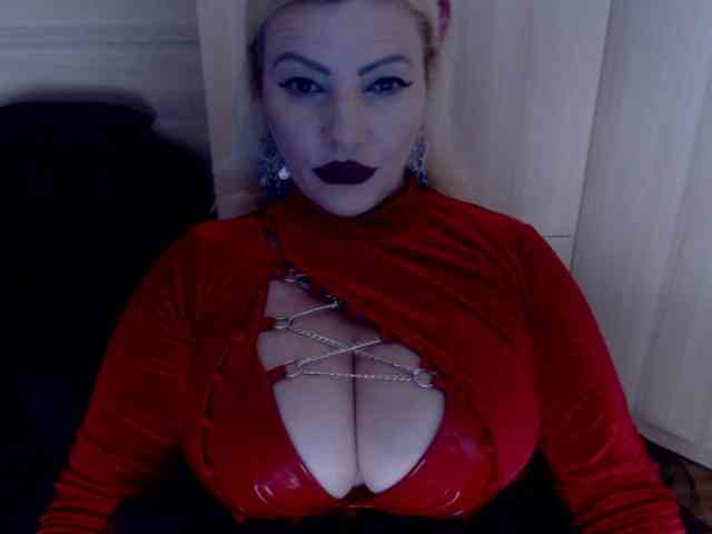 Mistress-Demi webcam