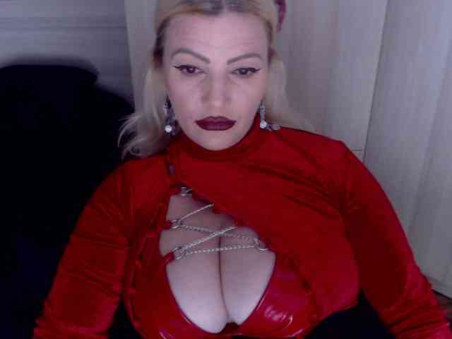Mistress-Demi webcam