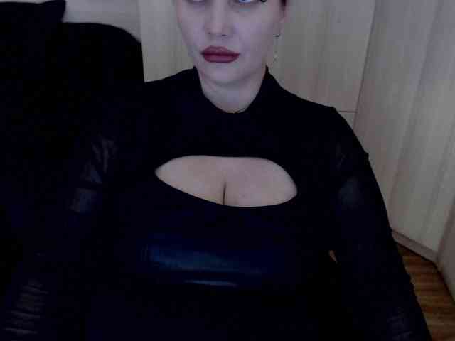 Mistress-Demi