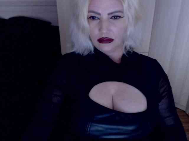 Mistress-Demi
