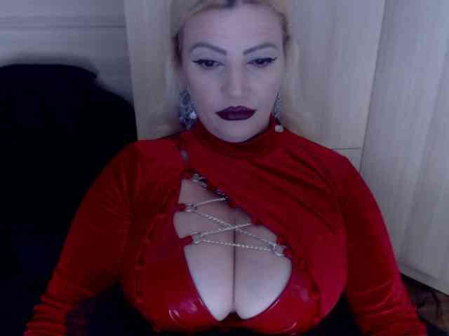 Mistress-Demi webcam