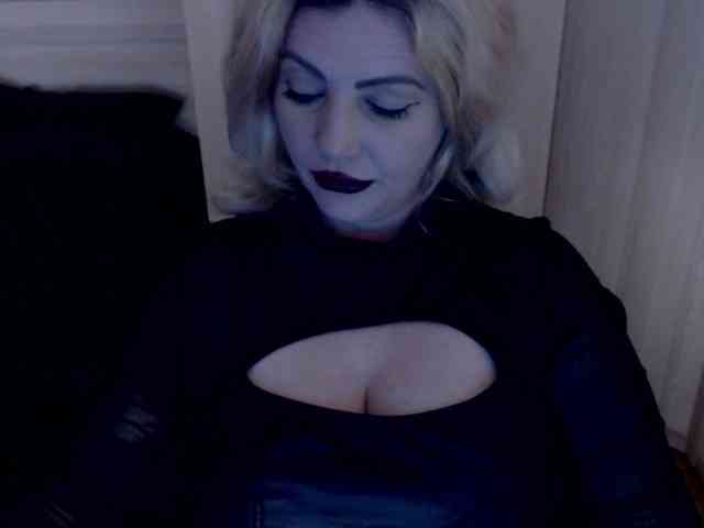 Mistress-Demi
