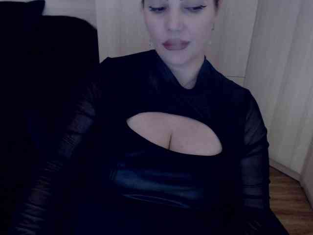 Mistress-Demi