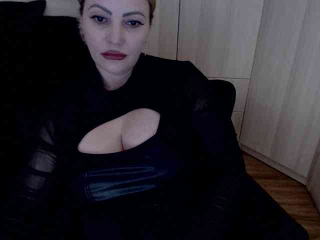 Mistress-Demi