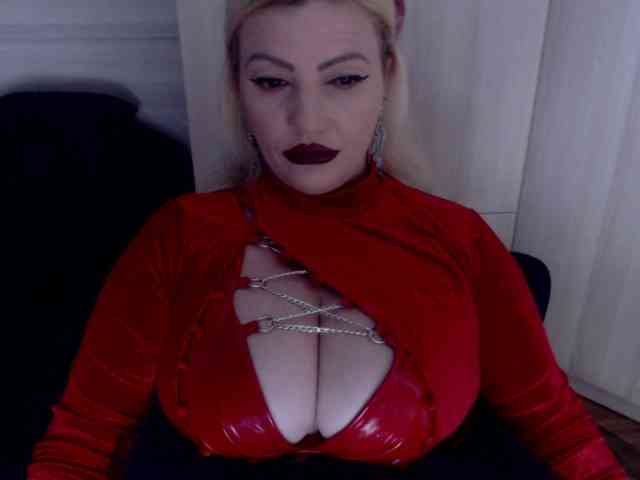 Mistress-Demi webcam