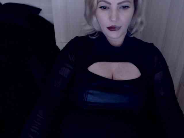 Mistress-Demi