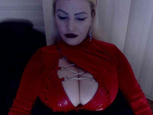 Mistress-Demi webcam