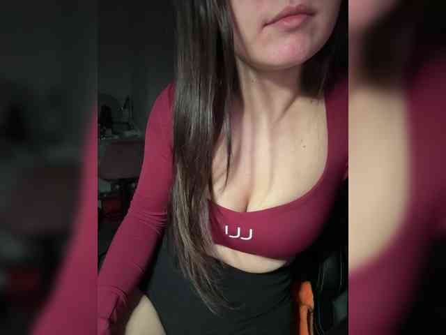 MissMiaX webcam