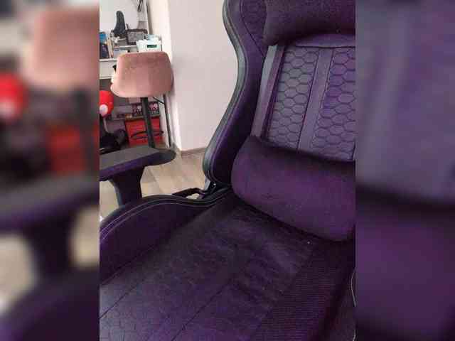 MissMiaX webcam