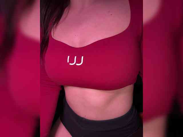 MissMiaX webcam