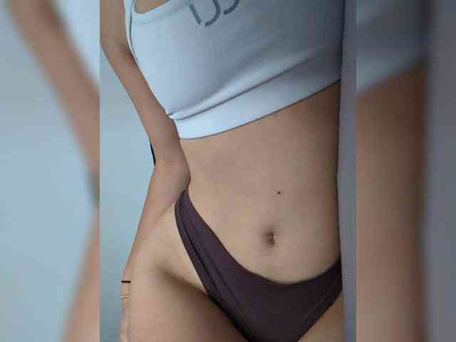 MissMiaX webcam
