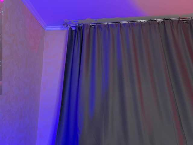 little-nymphomaniac live cam on BongaCams