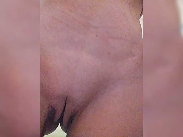 Lana503 live cam on BongaCams