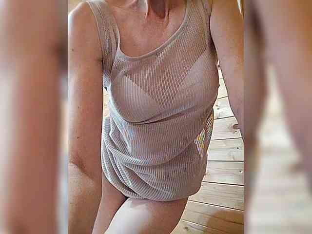 Lana503 live female cam on bongacams