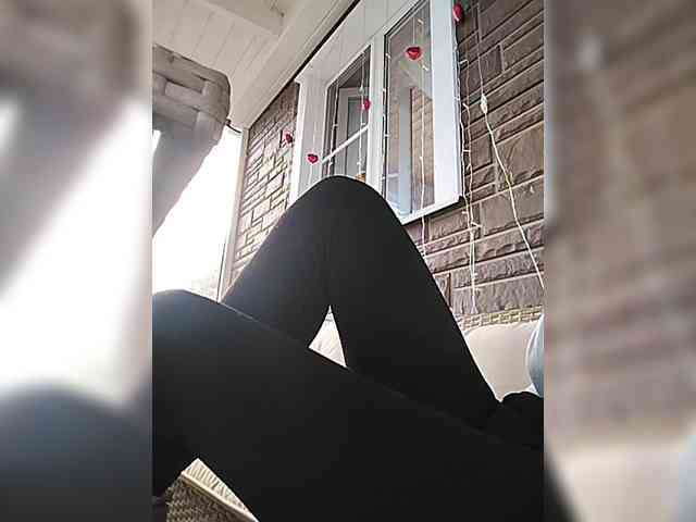Lana503 live female cam on bongacams