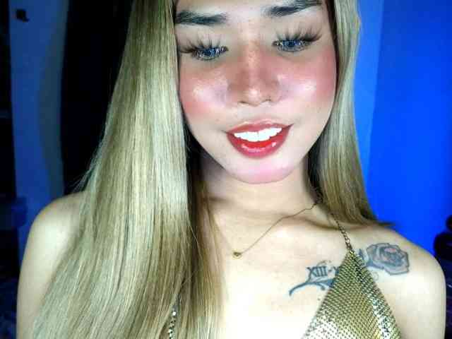 Hotfuckinfprince... Live Webcam on BongaCams