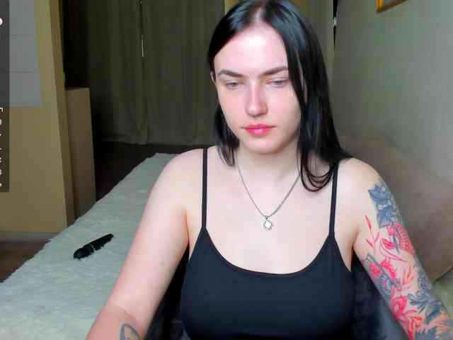 witch-lady18 webcam
