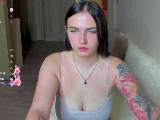 witch-lady18 webcam