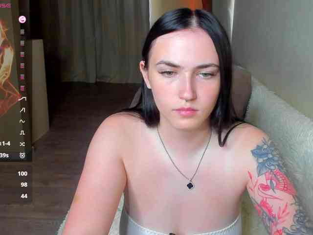 witch-lady18 webcam