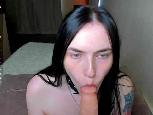 witch-lady18 webcam