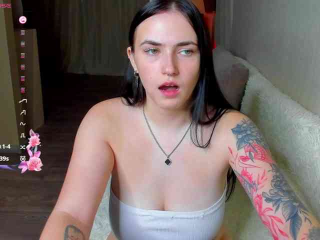witch-lady18 webcam