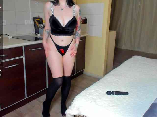 witch-lady18 webcam