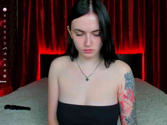witch-lady18 webcam