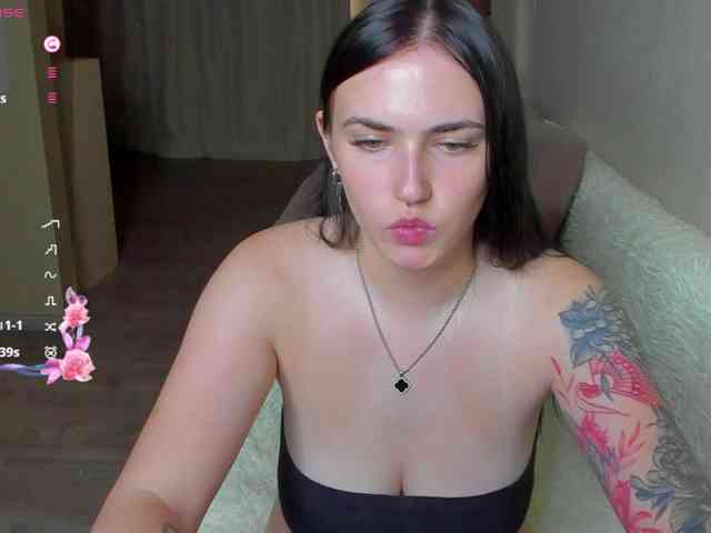 witch-lady18 webcam