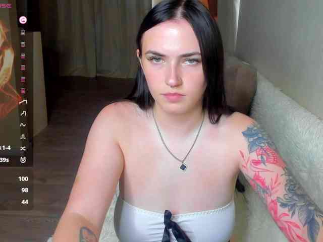 witch-lady18 webcam