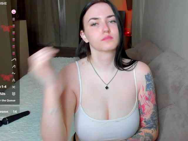 witch-lady18 webcam