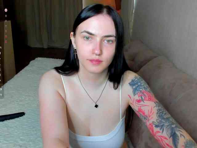witch-lady18 webcam