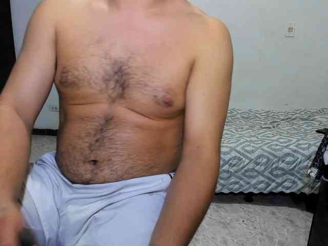 diegohairyman Live Webcam on BongaCams