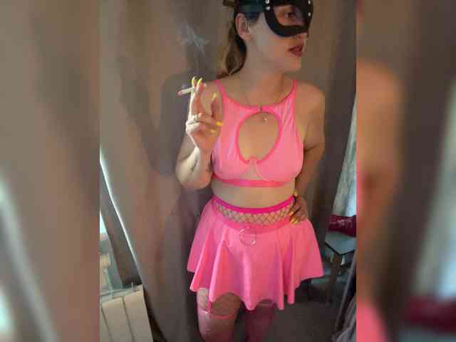 AlyaKissMy webcam