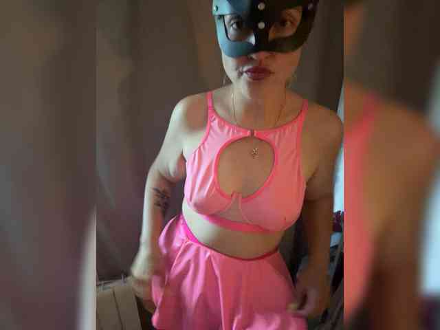 AlyaKissMy webcam