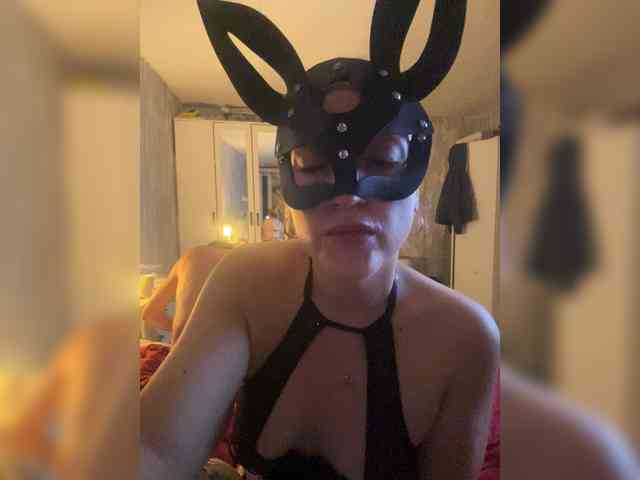 AlyaKissMy webcam