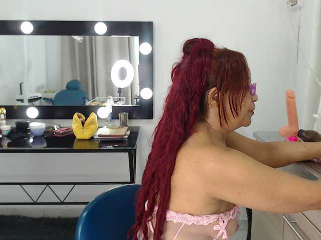 keyla-sensual live webcam show
