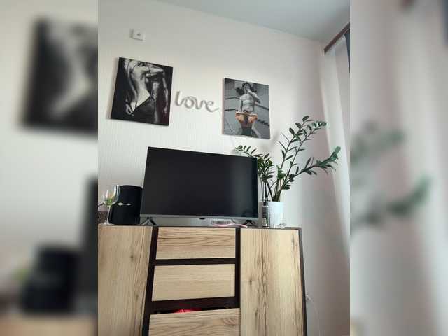 mariaaa-1 live cam on BongaCams