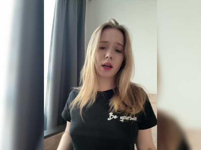 mariaaa-1 live cam on BongaCams
